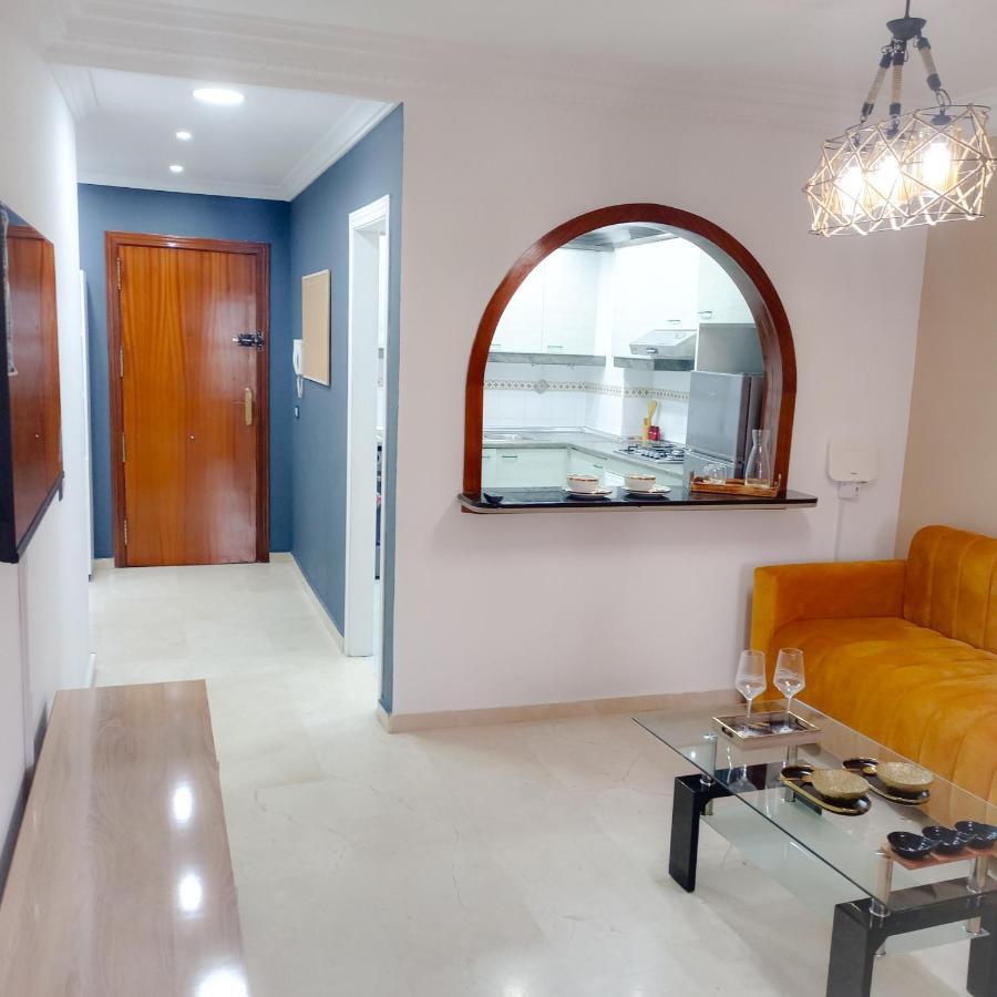 Nouveau Appartement Au Plein Centre Ville En Face Hilton Tanger Exteriör bild